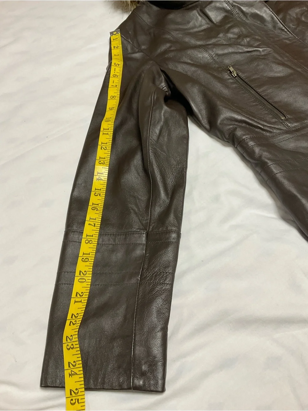 VTG Y2K Bagatelle Brown Genuine Leather Jacket Faux Fur Collar. Size 10